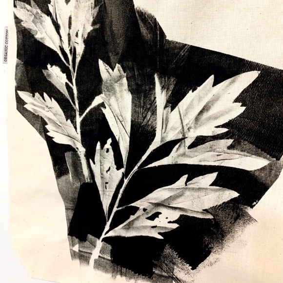 Botanical Printed Tote Bag (Mugwort) - Picture 2 of 2